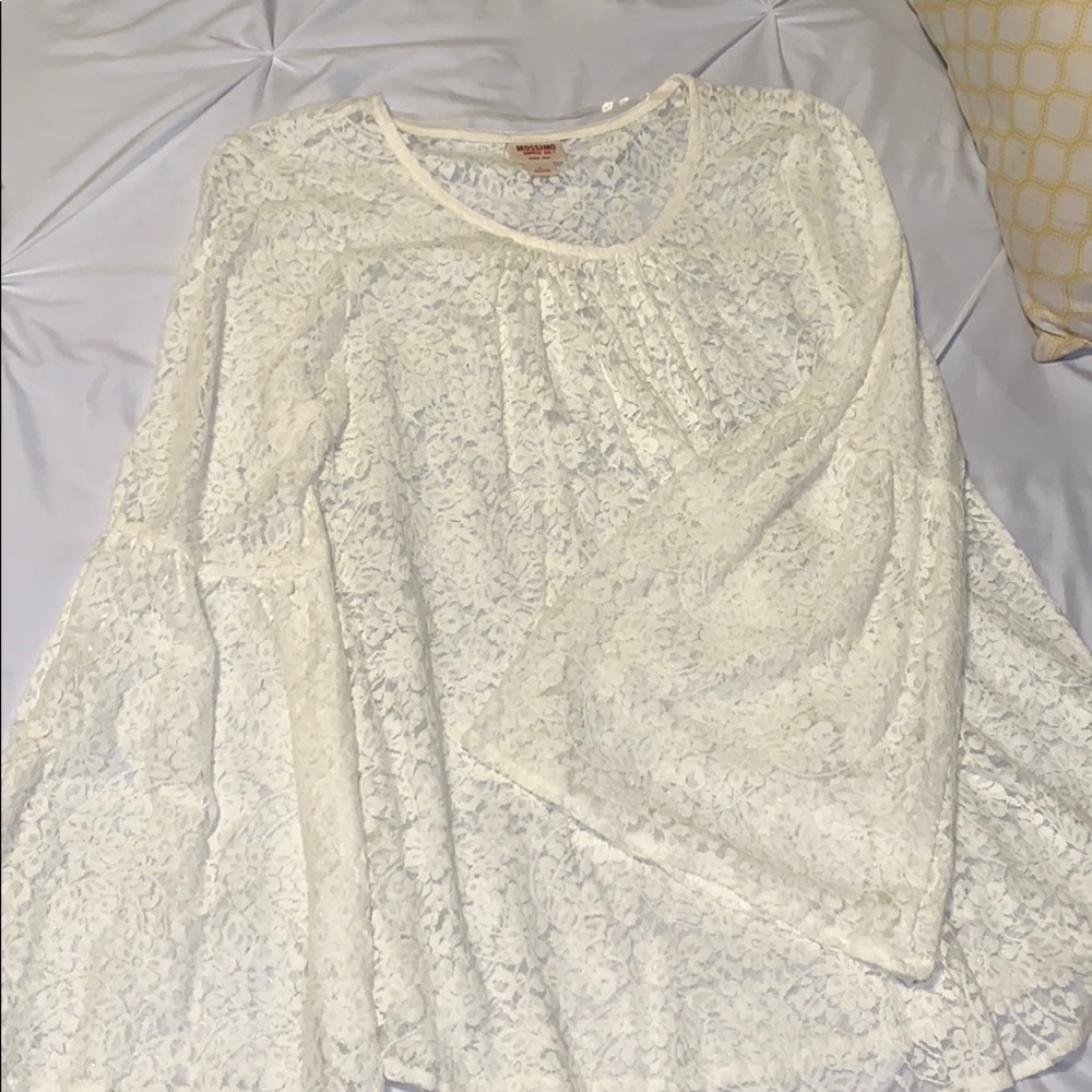 cream lace bell sleeved blouse